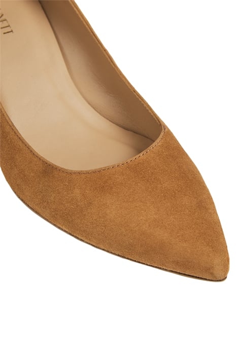 CC AUDREY POINTED COURT TAN 4