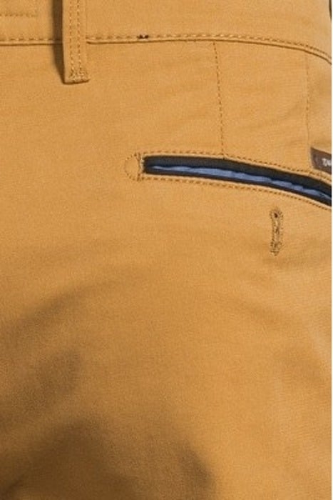 BENNY-3-417861 OCHER 5