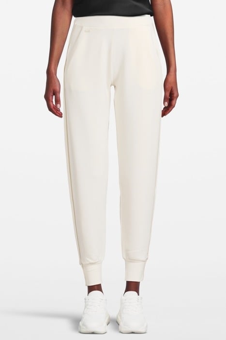 LARA JOGGER MARSHMELLOW 1