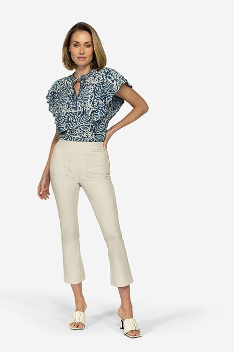 PARLOTTE ANTIQUE WHITE 1