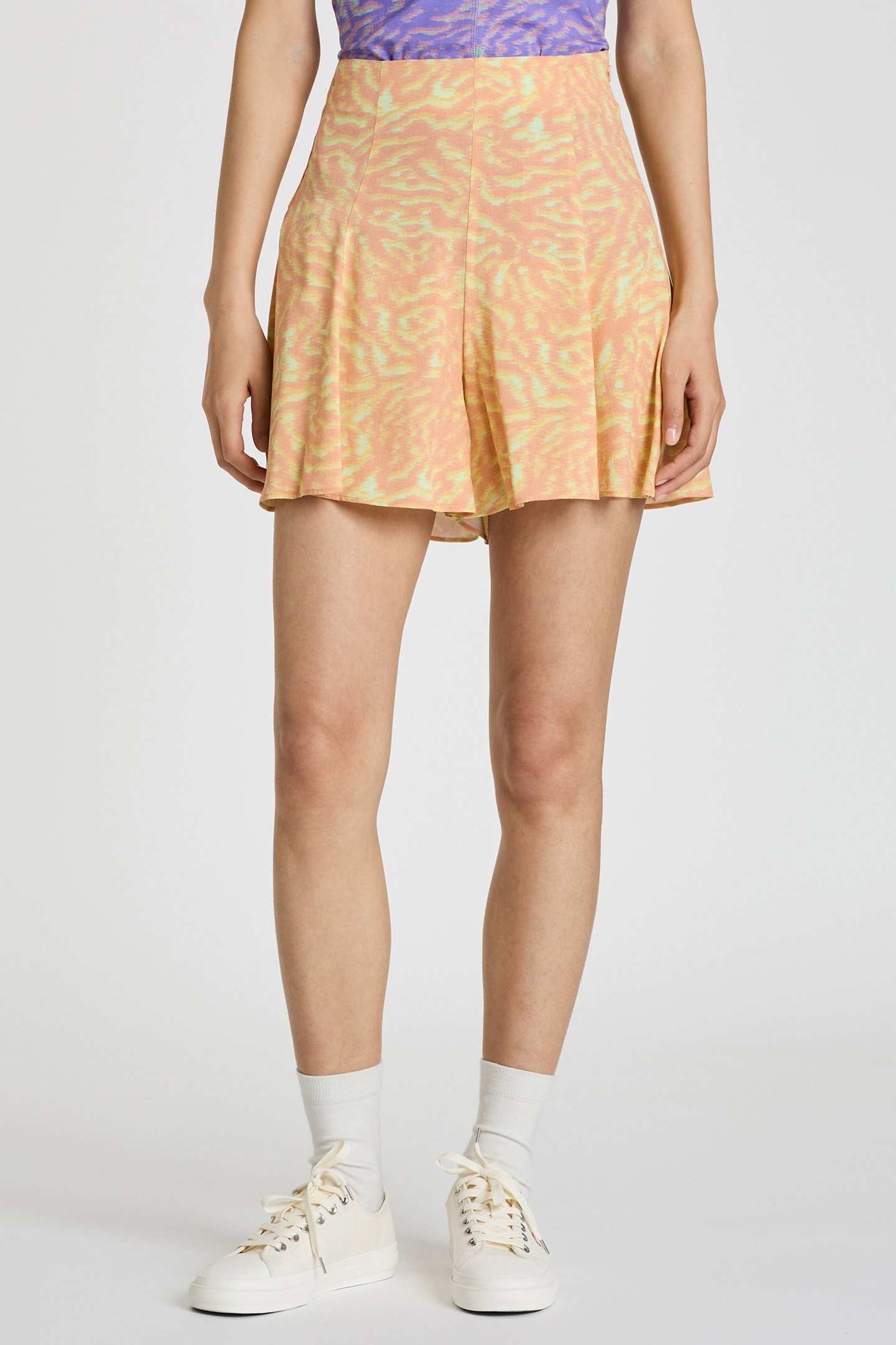 WOMENS SHORTS OCHRE YELLOW 1
