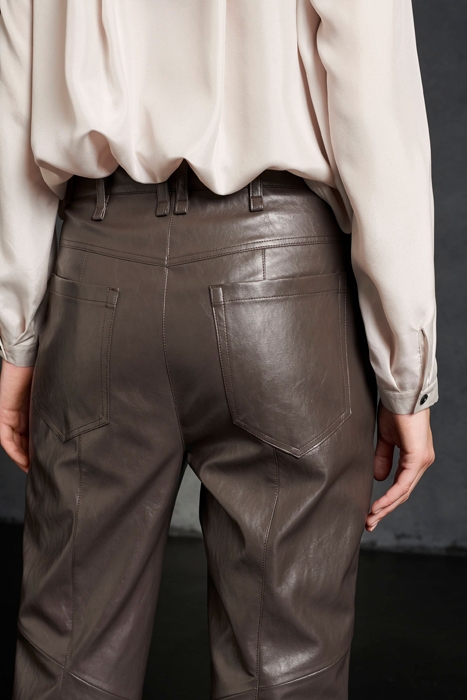TAPERED FAKE LEATHER TROUSERS WARM GREY 5