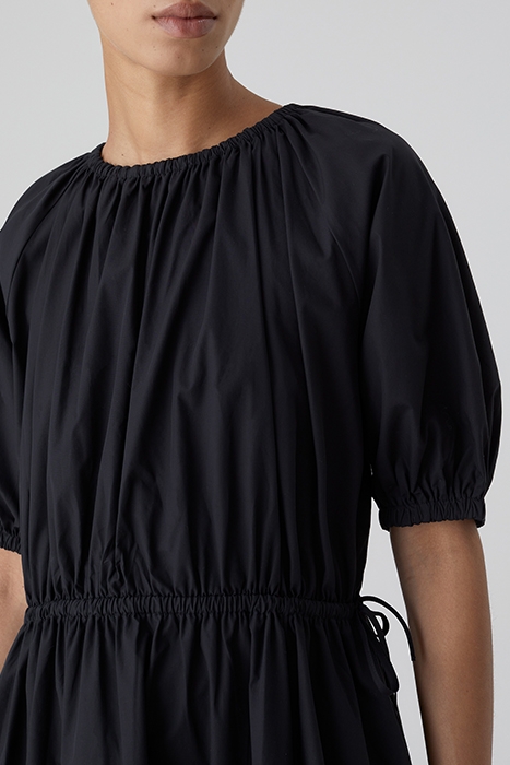 BACKLESS DRESS BLACK 4