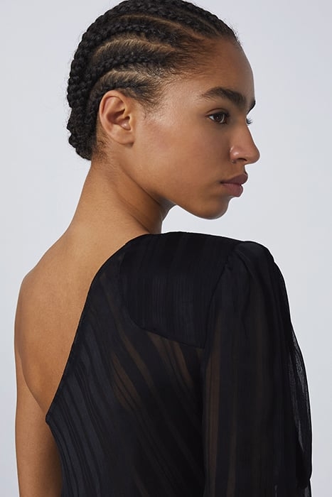 POLK BLOUSE IN BLACK 4