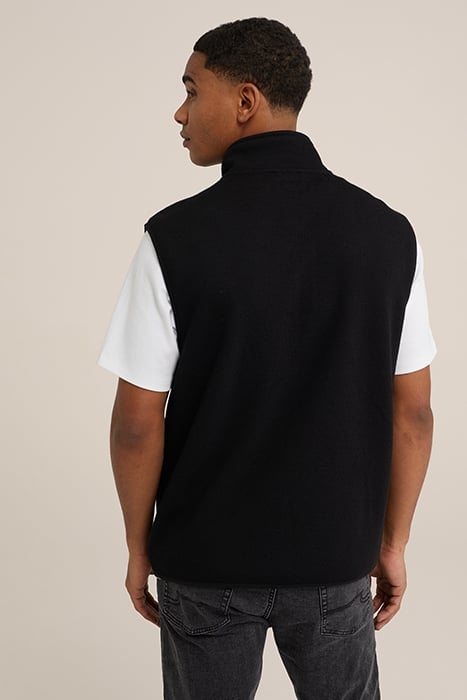 BODYWARMER BLACK 2