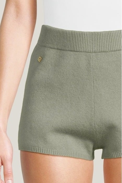 SHORTS LIGHT GREEN 4