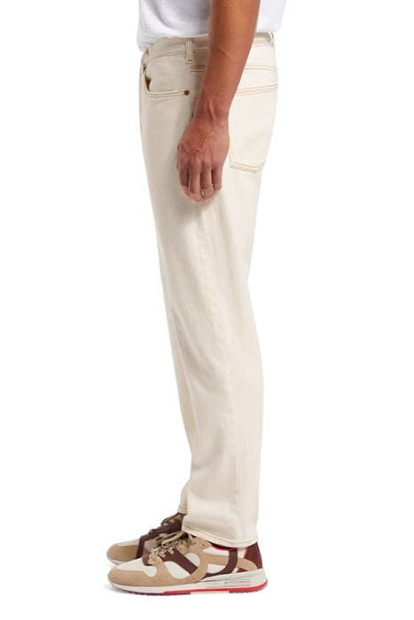 THE DROP REGULAR TAPER JEANS WHITEWASH 6