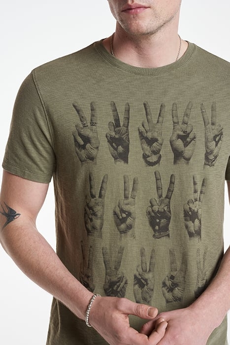 SS CREW TEE - PEACE HANDS DARK MOSS 3