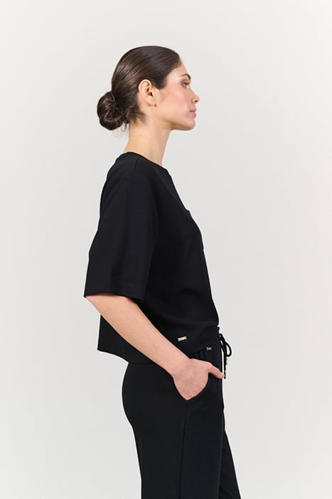 FOREST ESSENTIEL SHORT TEE BLACK 3